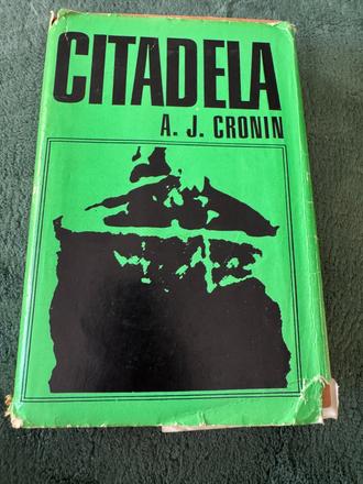 Cronin. citadela,