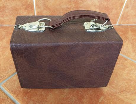 Koženková kabelka hnedej farby, 