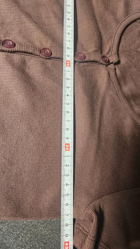 Crop top vrubkovany len opratý, 38