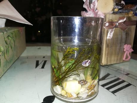 Zaujímavý pohár s dvojitym dnom,