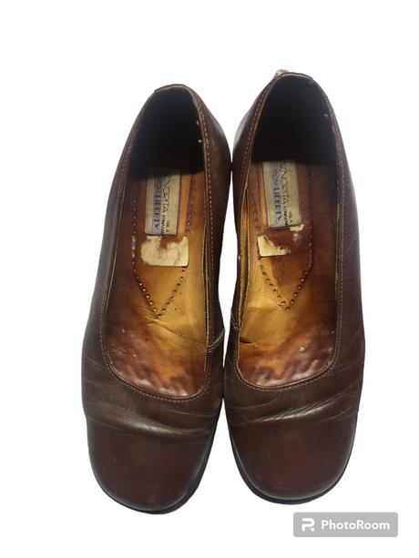 Dámske kožené topánky na opätku, 36