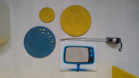 Rámik a jedinečné kruhové dekoračné korkové násten,