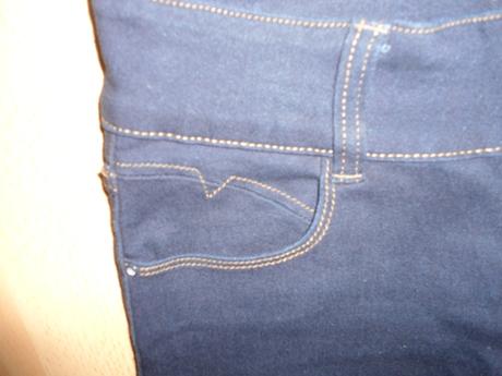 Tmavomodre rifle - klasicky rovny strih, l