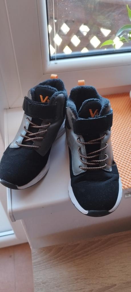 Super prechodné tenisky, 35