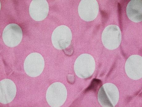 Karnevalové šaty jahoda veĺ. 44-46 a, 