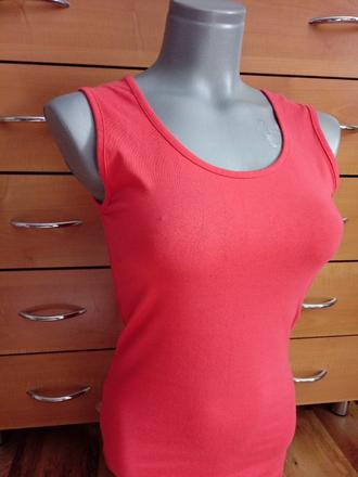 Ruzove tricko na leto, s