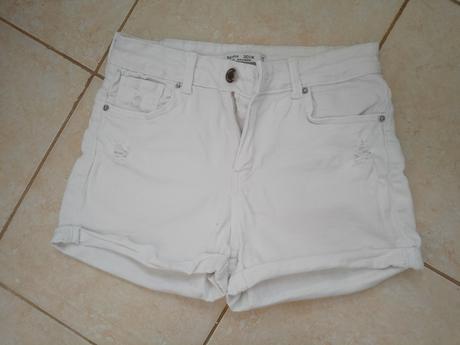 Kraťasy, bershka,38