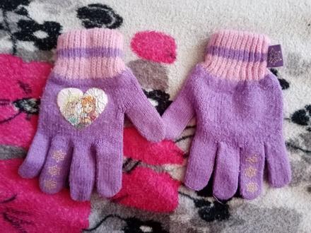Dievčenske rukavice,