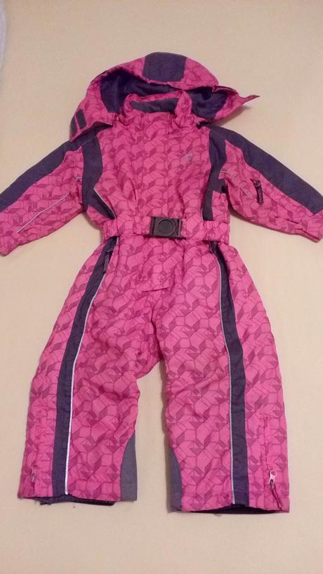 Kombinéza, authority,86