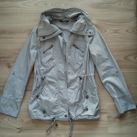 Lahka vetrovka, f&f,s