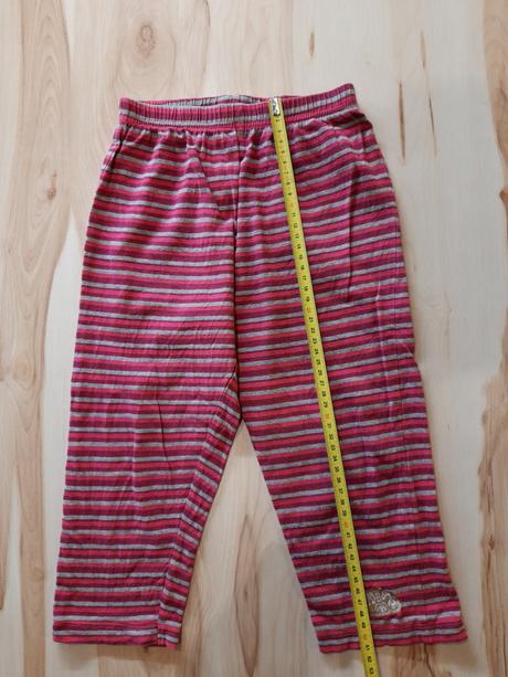 Ružové pyžamko, lupilu,98