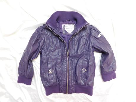 Pekna koženkova bunda, 104