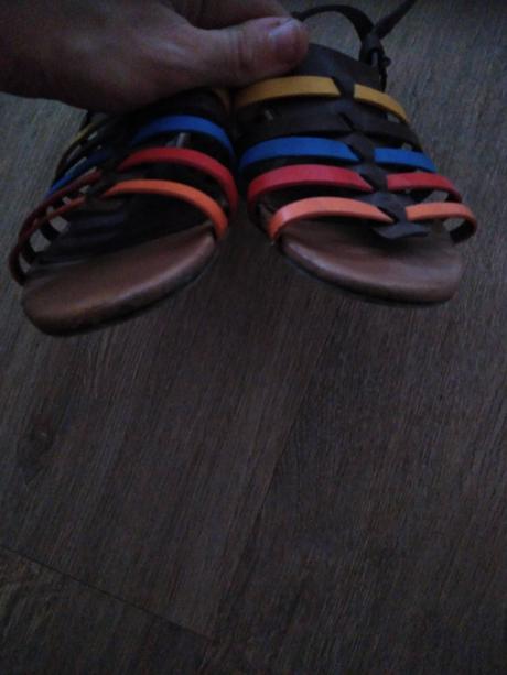 Sandalky, graceland,36