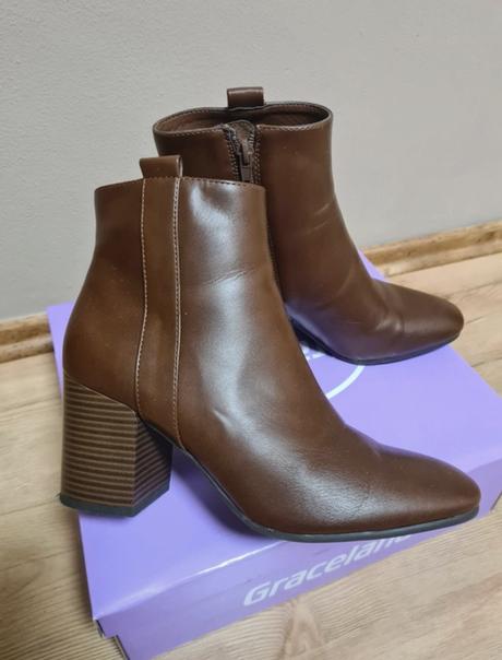 Čizmicky, graceland,38