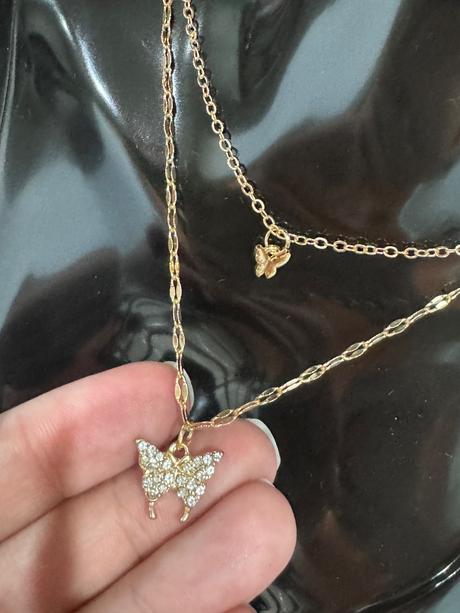 Set retiazka motýlik,