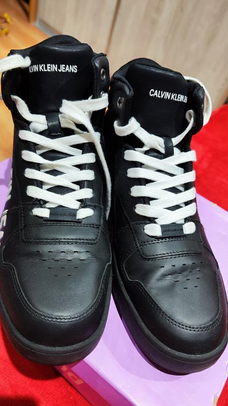 Calvin klein kožené tenisky, 40