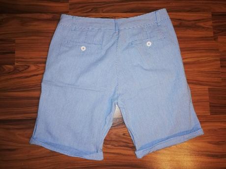 Kraťasy č. 32, gate,32