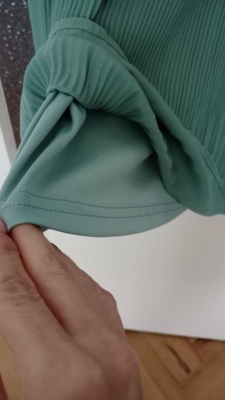 Zelené šaty, gate,s