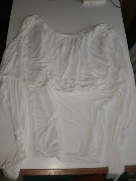 Predávam dámske oblečko lacno, s