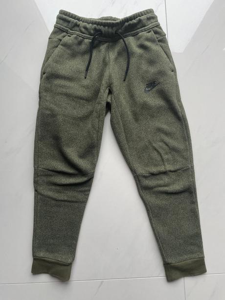 Teplaky zateplene, nike,128