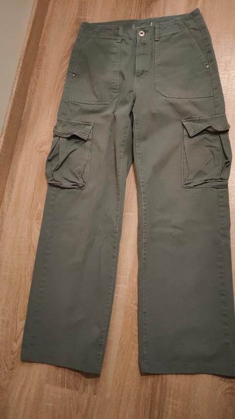 Nohavice kapsáčové, pull&bear,36