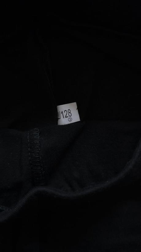 Predám dievčenské športové tepláky, 128