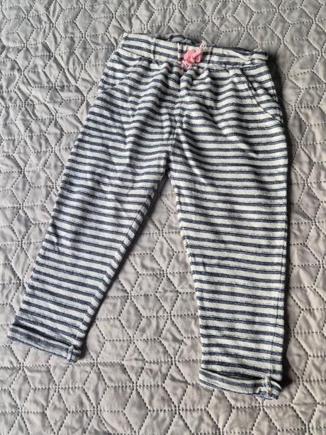 Pruhovane nohavice, lindex,92