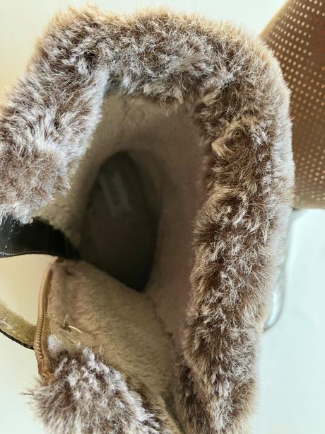 Čizmičky, baťa,32