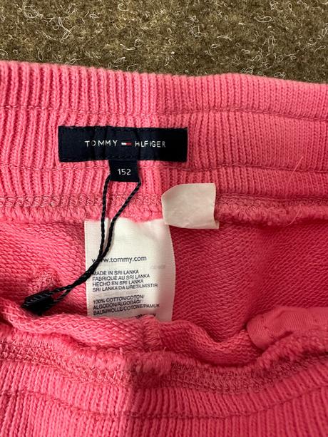 Teplaky dievčenské, tommy hilfiger,152