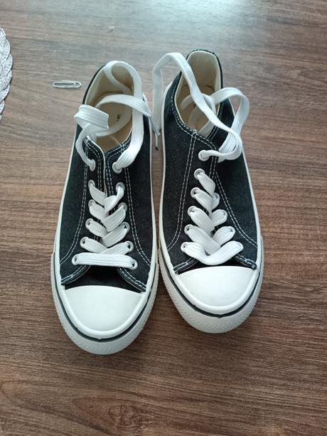 Tenisky, 38