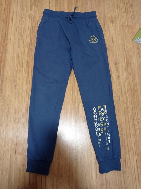 Teplaky vyteplene, 146