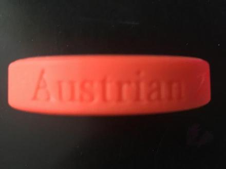 Silikónový náramok austrian airlines,