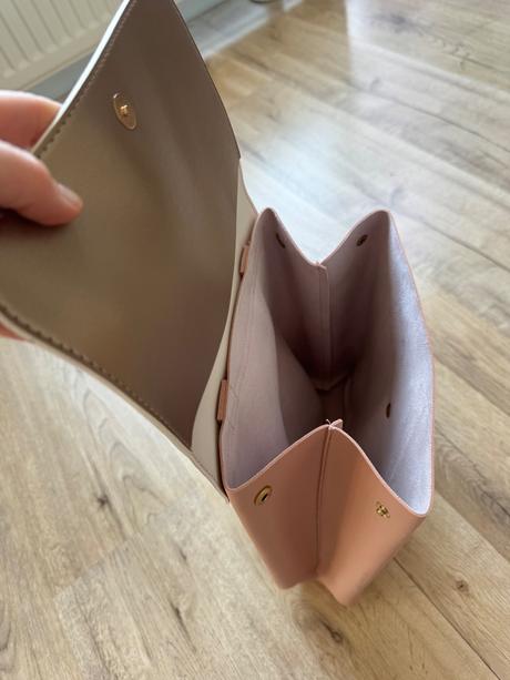 Guess ruksak, guess