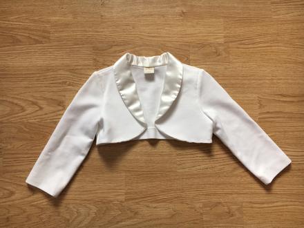 Biele bolerko, wojcik,122