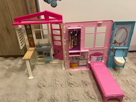 Barbie dom, 