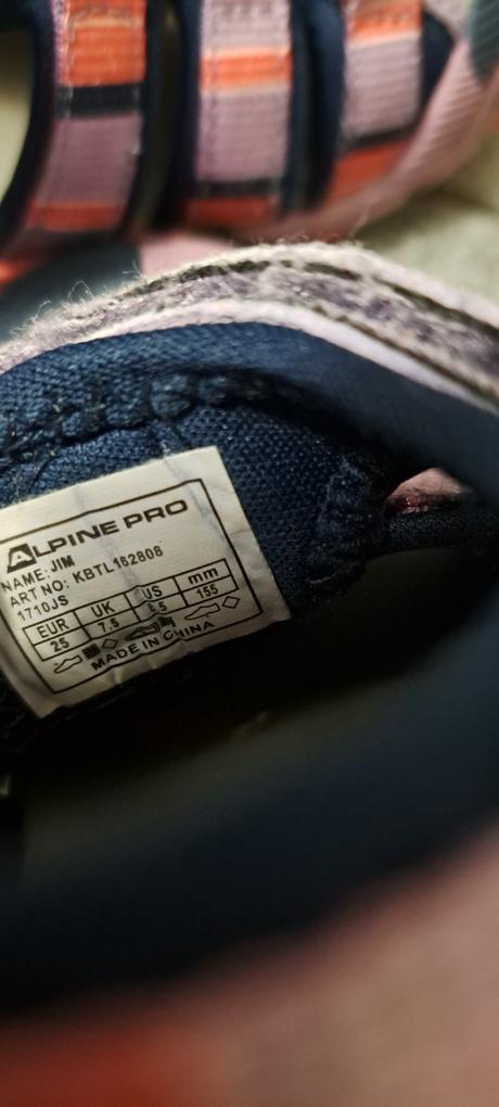 Turistické topánky, alpine pro,25