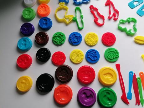 Formičky na plastelínu,