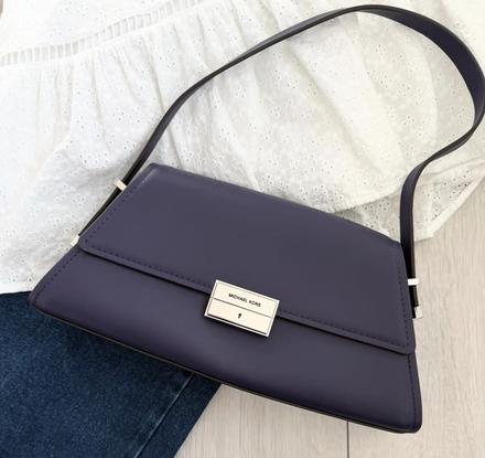 Michael kors kabelka z kolekcie ludlow fialová, michael kors