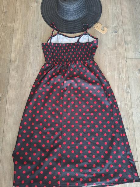 Letne saty red dot, m / s