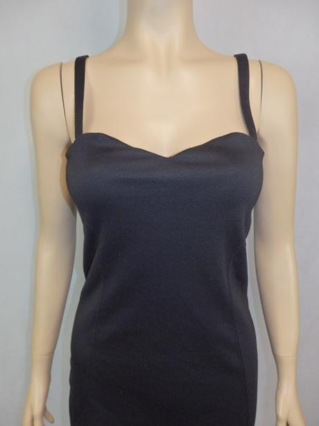 Kvalitné úpletové šaty, m