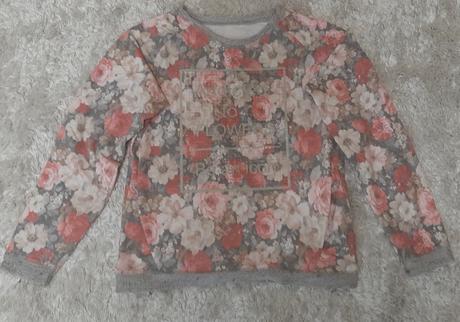 Mikina s vreckami, 158