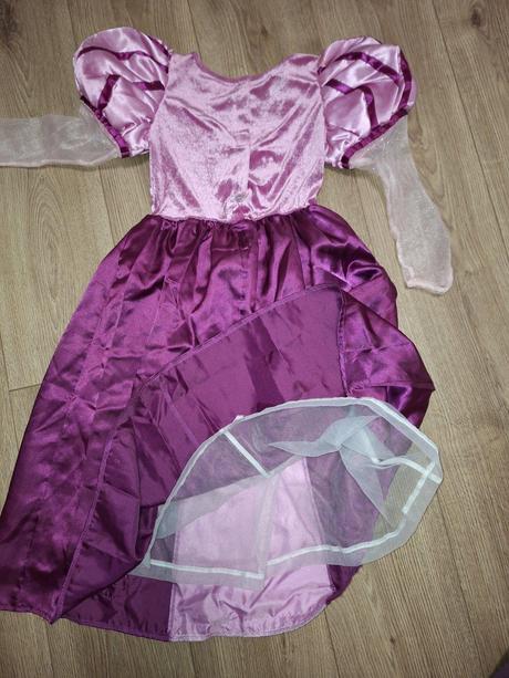 Karnevalové šaty rapunzel,