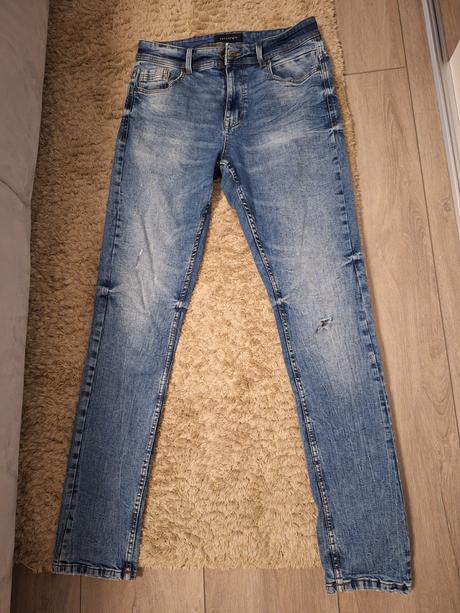 Rifle velkost 29, dlzka 34, new yorker,188