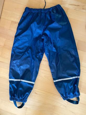 Darujem zateplené nepremokavé gate, lupilu,110