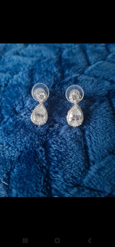 Strieborné naušnice, 