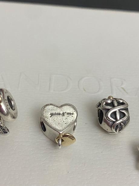 Pandora bicolor koralky, pandora