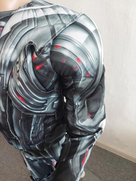 Ultron karnevalový kostým zn.rubies veľ.122-128,