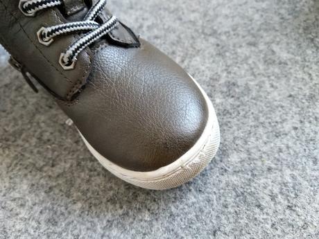 Prechodne topanocky, 24