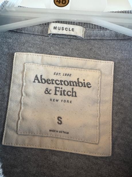 Tričko abercrombie & fitch s, abercrombie&fitch,s