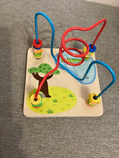 Hračka - labyrint na motoriku,